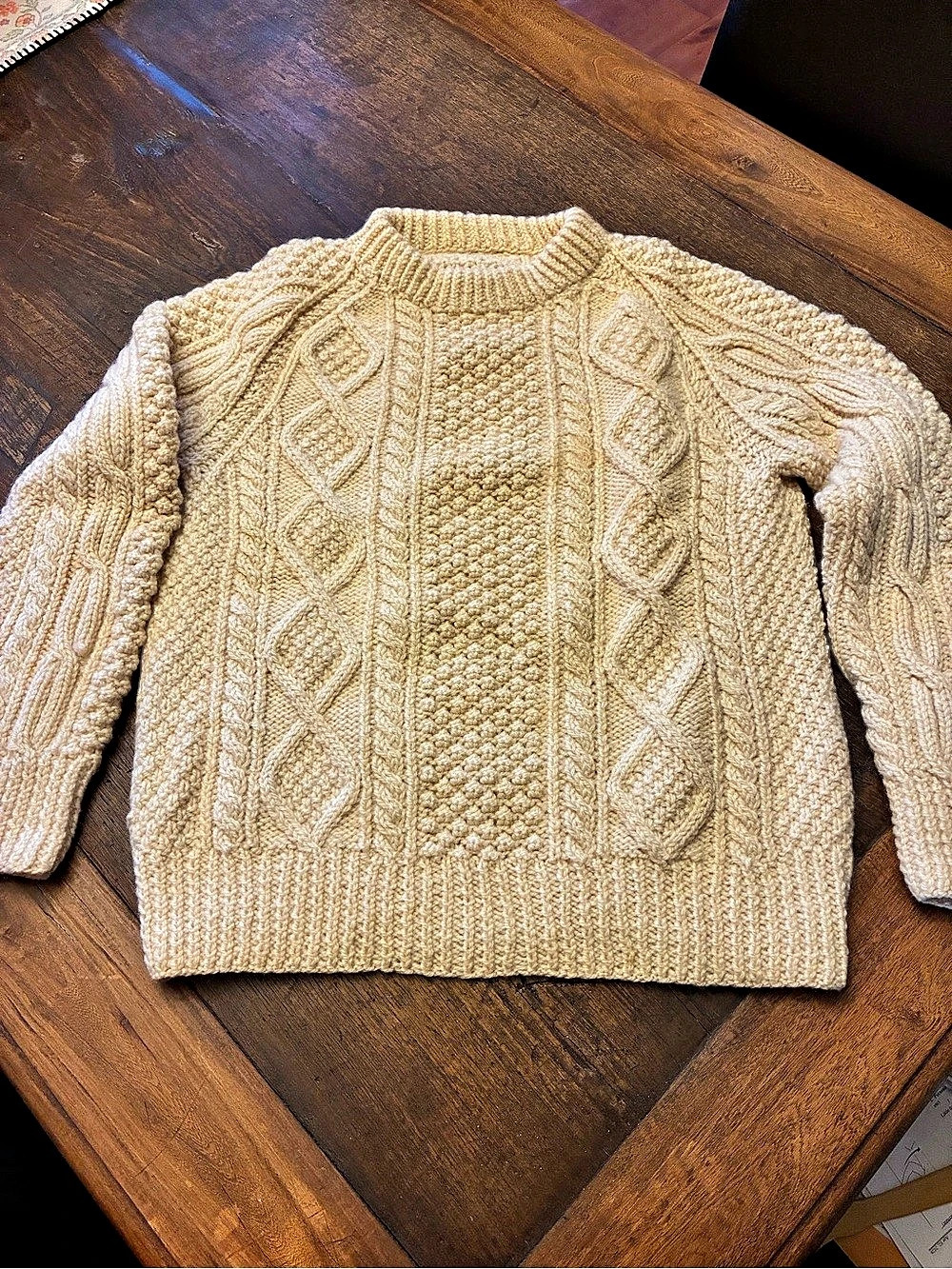 Aran Handknit Irish Cable Knit Crewneck Sweater in Cream size M